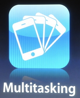 iPhone_OS4_Multitasking