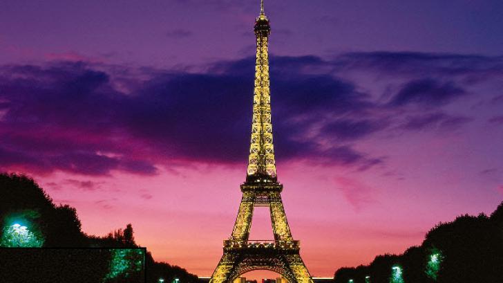 ชมหอไอเฟล Eiffel Tower แห่งปารีส Paris ด้วย Google Street View ได้แล้วเน้อ