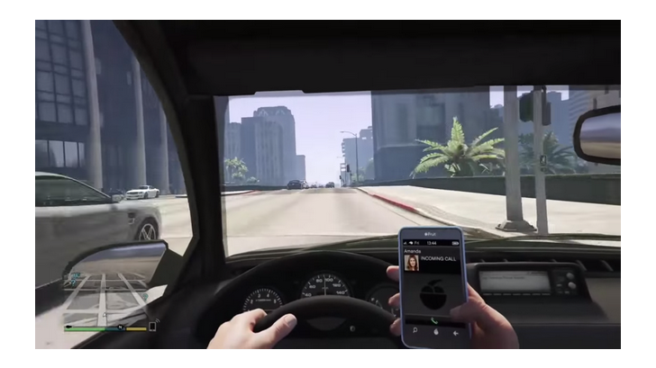 ใช้โทรศัพท์ขณะขับรถ อาจเกิดอุบัติเหตุได้ ไม่เว้นแม้แต่ในเกมส์ GTA V