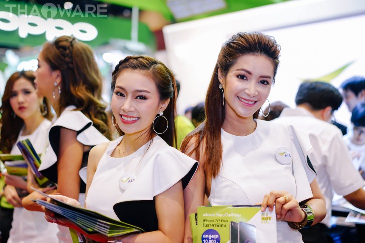รวมภาพพริตตี้สาวสวยภายในงาน Thailand Mobile Expo 2017