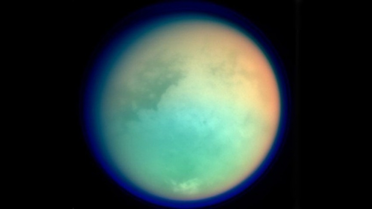 แค่เรือดำน้ำยังไม่พอ NASA เตรียมส่งฝูงโดรนไปสำรวจทรัพยากรของดาวบริวาร Titan