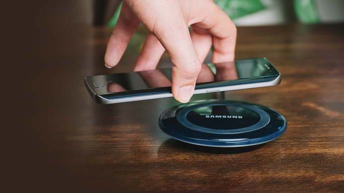 Samsung ประกาศว่าจะไม่แถมที่ชาร์จให้กับสมาร์ทโฟน (บางรุ่น) ในปี 2021 !?
