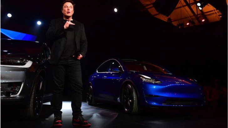 Tesla ผลิตรถยนต์ไฟฟ้าได้เกิน 500,000 คัน แต่จัดส่งได้ 499,550 คัน เกือบทะลุเป้า