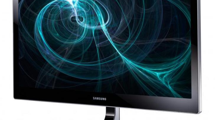 Samsung LED Monitor Series 9 S27B970D จอภาพระดับมืออาชีพ สีสันสุดสมจริง