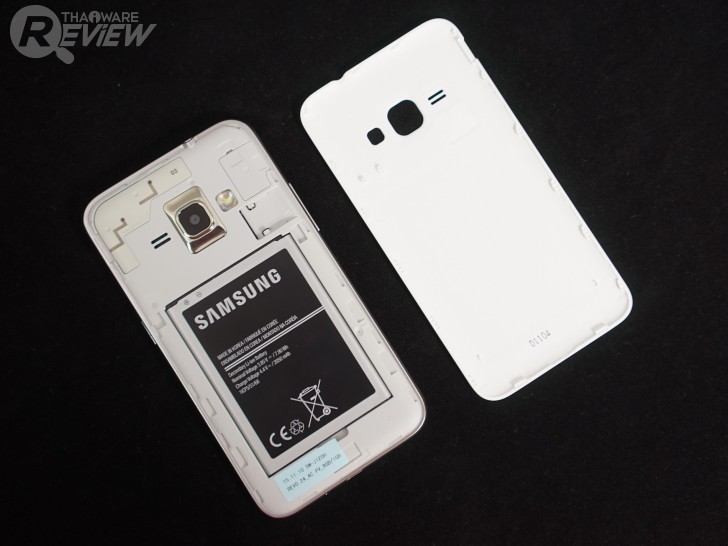 Samsung Galaxy J1 (2016) สมาร์ทโฟนรุ่นเล็ก จิ๋วแจ๋วเจาะโลก