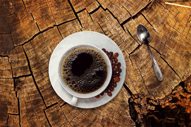 กาแฟแก้วแรกของวัน ควรดื่มตอนกี่โมงดี?