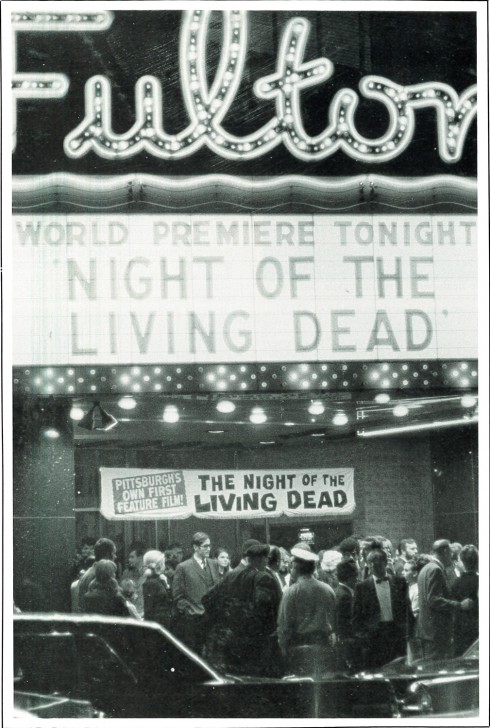 หน้าโรงหนังรอบปฐมทัศน์ของ หนัง ภาพยนตร์ Night of the Living Dead
