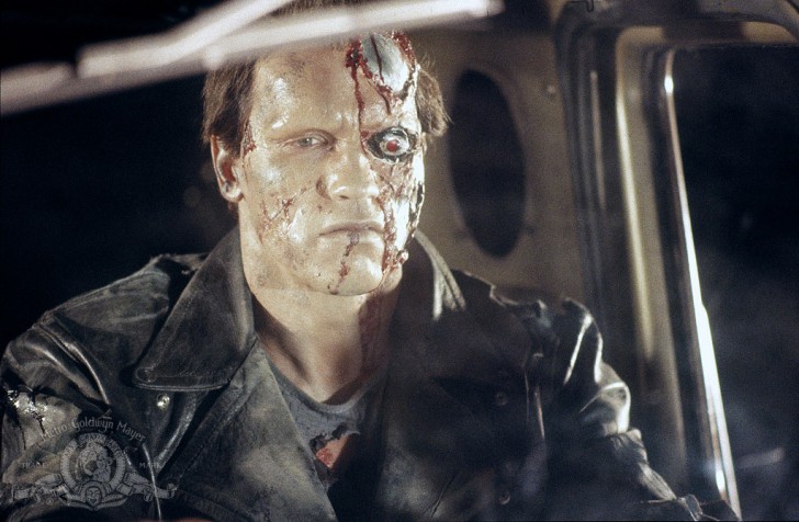 Arnold Schwarzenegger ใน make-up ของหนัง ภาพยนตร์ The Terminator