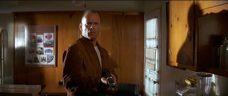 Bruce Willis ในบท Butch Coolidge จากหนัง Pulp Fiction