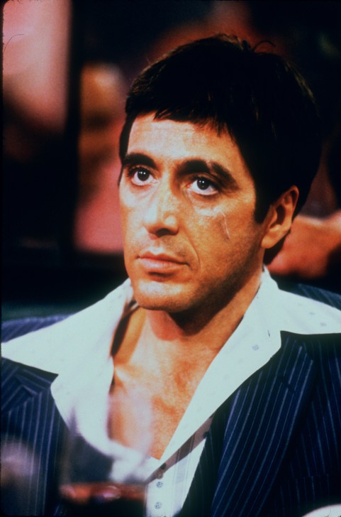 Al Pacino จากหนัง ภาพยนตร์ Scarface ค.ศ. 1983 (พ.ศ. 2526)