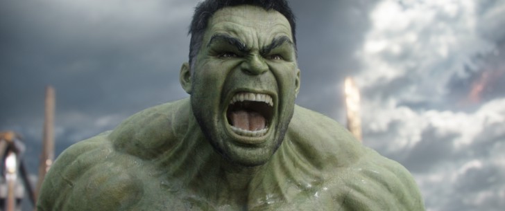 ภาพ Hulk ที่แสดงโดย Mark Ruffalo จากหนัง ภาพยนตร์ Thor: Ragnarok ค.ศ. 2017 (พ.ศ. 2560)