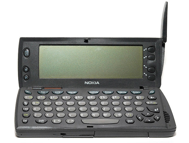 โทรศัพท์มือถือ Nokia 9110i Communicator