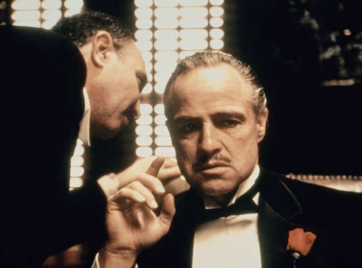 Marlon Brando ในบท Don Vito Corleone จากหนัง ภาพยนตร์ The Godfather ค.ศ. 1972 (พ.ศ. 2515)