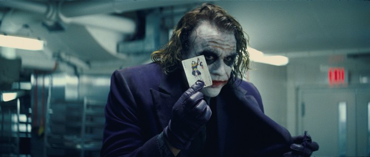 Heath Ledger ในบท Joker จากหนัง ภาพยนตร์ The Dark Knight ค.ศ. 2008 (พ.ศ. 2551)