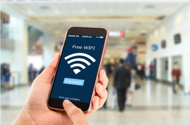 ใช้ VPN ในการเชื่อมต่อ Wi-Fi สาธารณะ (Use VPN when connect to public Wi-Fi)